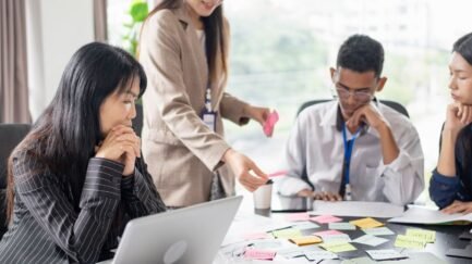 Public speaking course online Dubai - Communication skills training from home