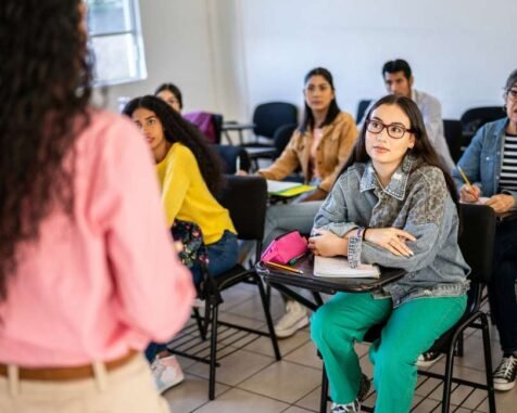 PTE training Dubai - Students preparing for PTE Academic exam at PINNACLE coaching center