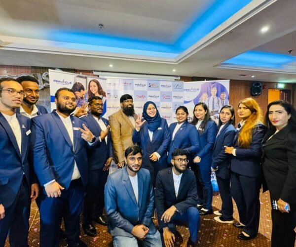 Team PINNACLE Team PINNACLE